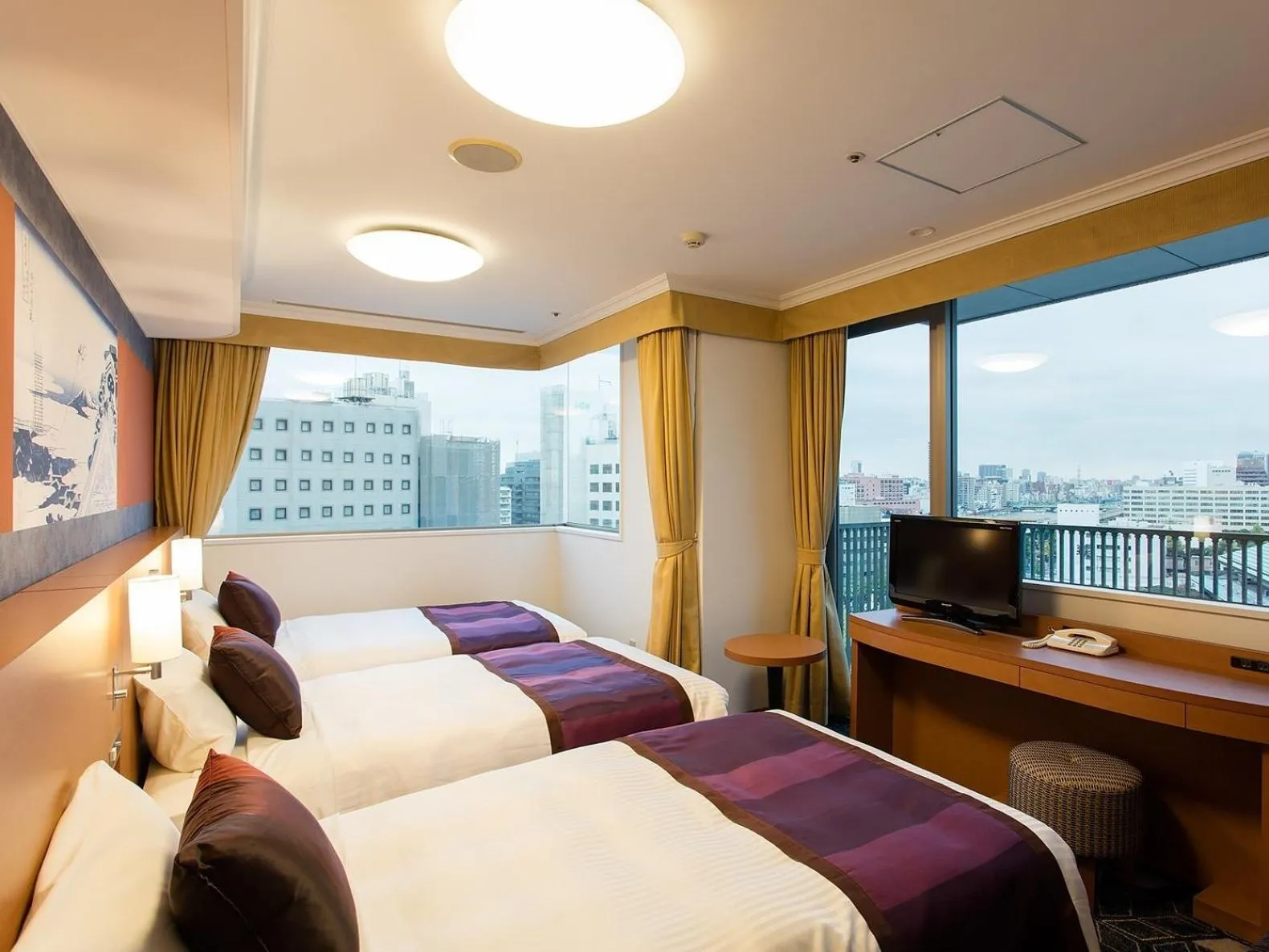 Photo of the whole room, Bed in Ryogoku View Hotel