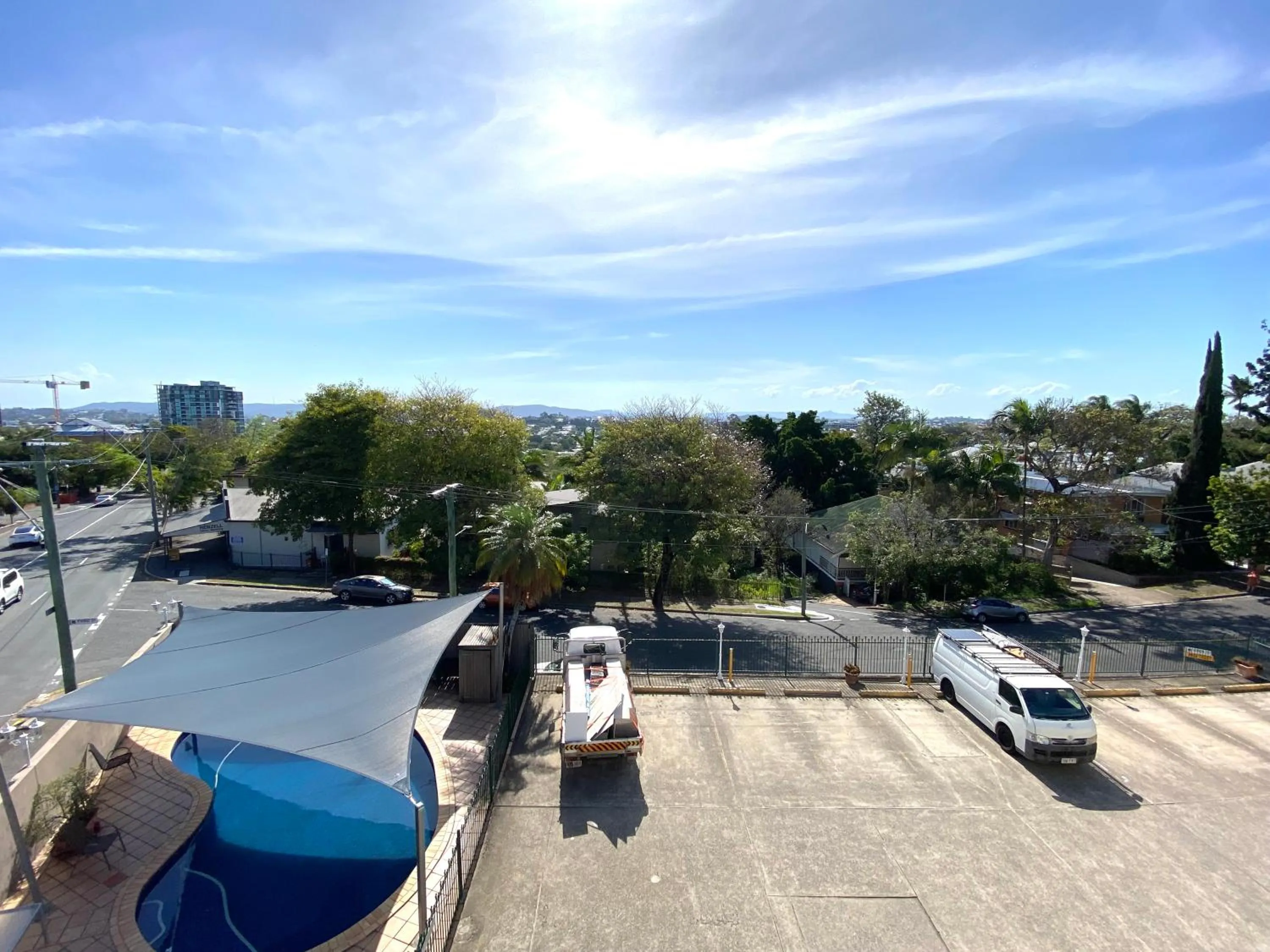 Day in Hampton Court Apartments