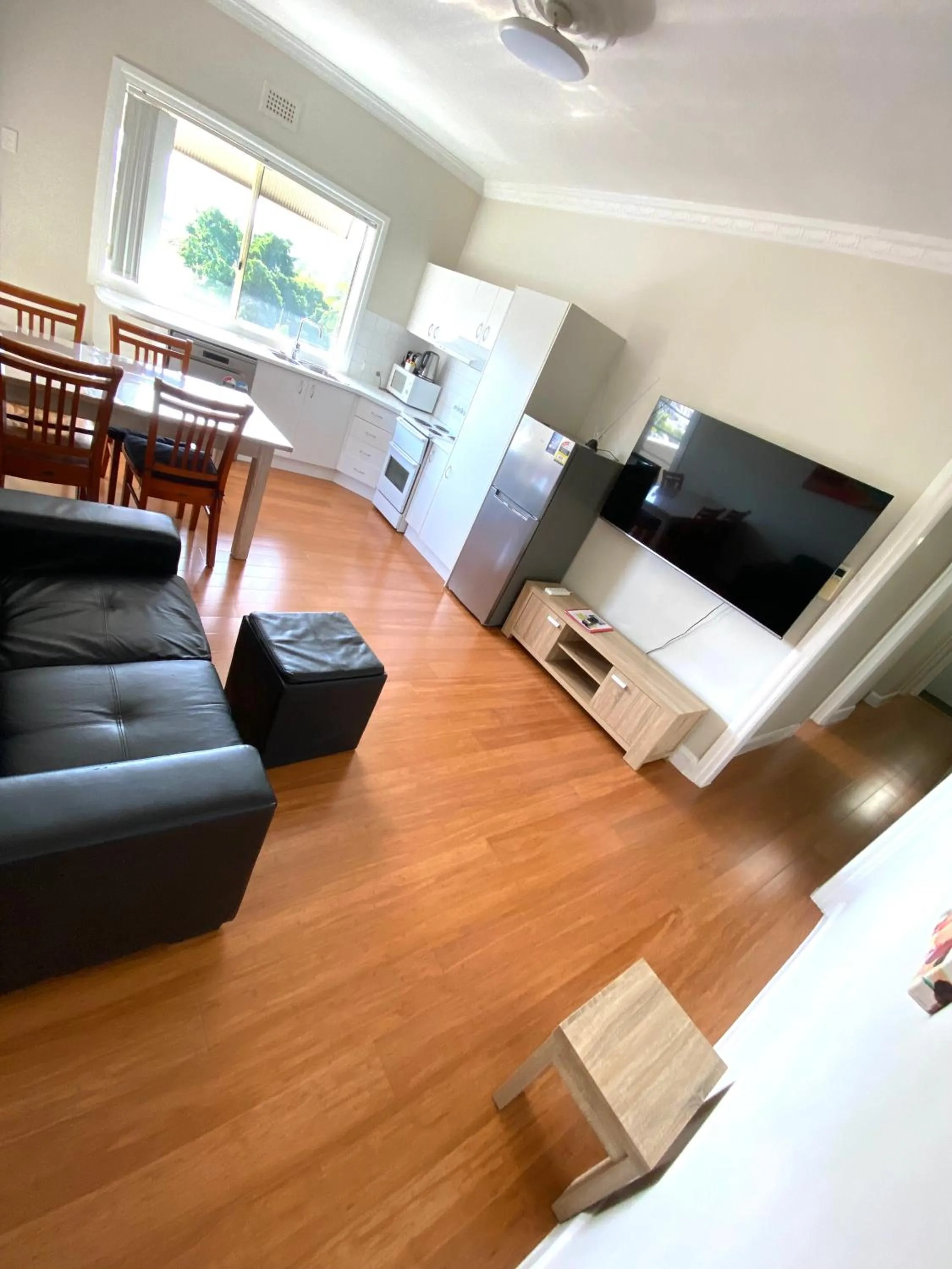 TV and multimedia in Hampton Court Apartments