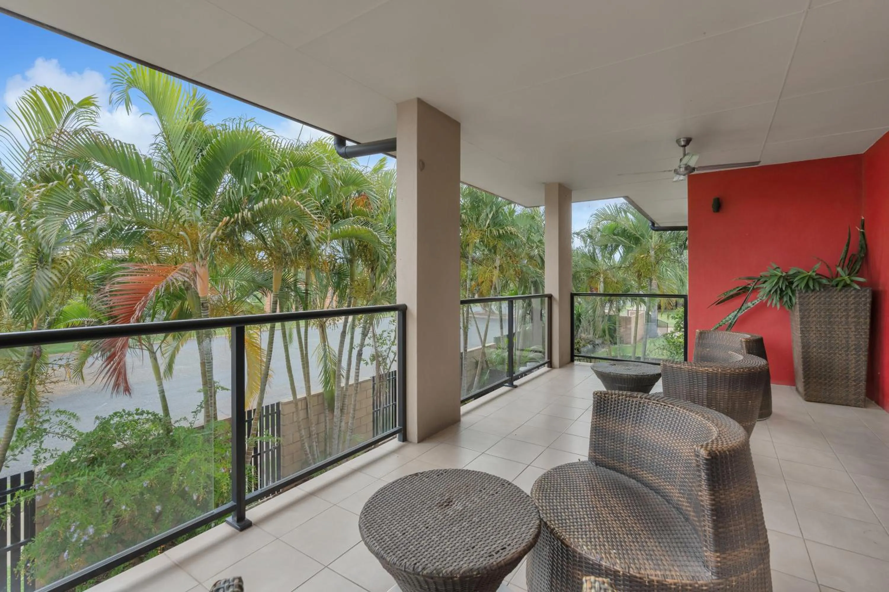 Western Gateway Motel and Apartments