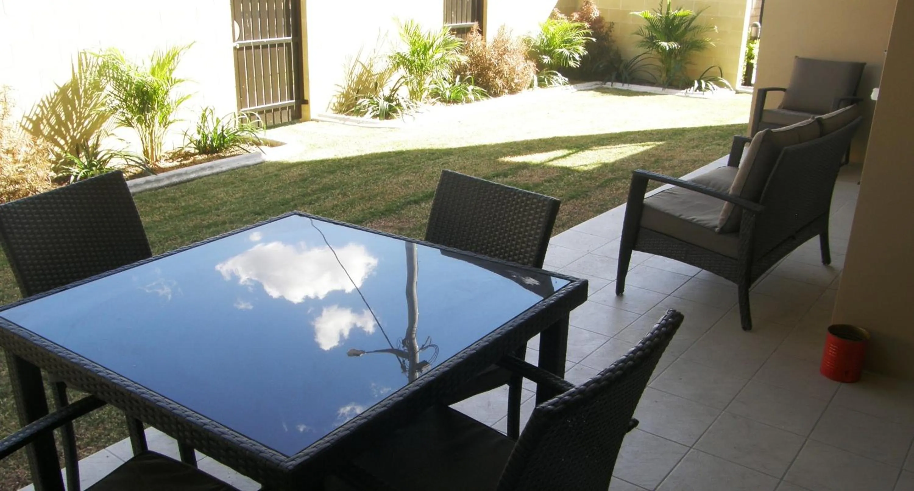 Balcony/Terrace in Western Gateway Motel and Apartments
