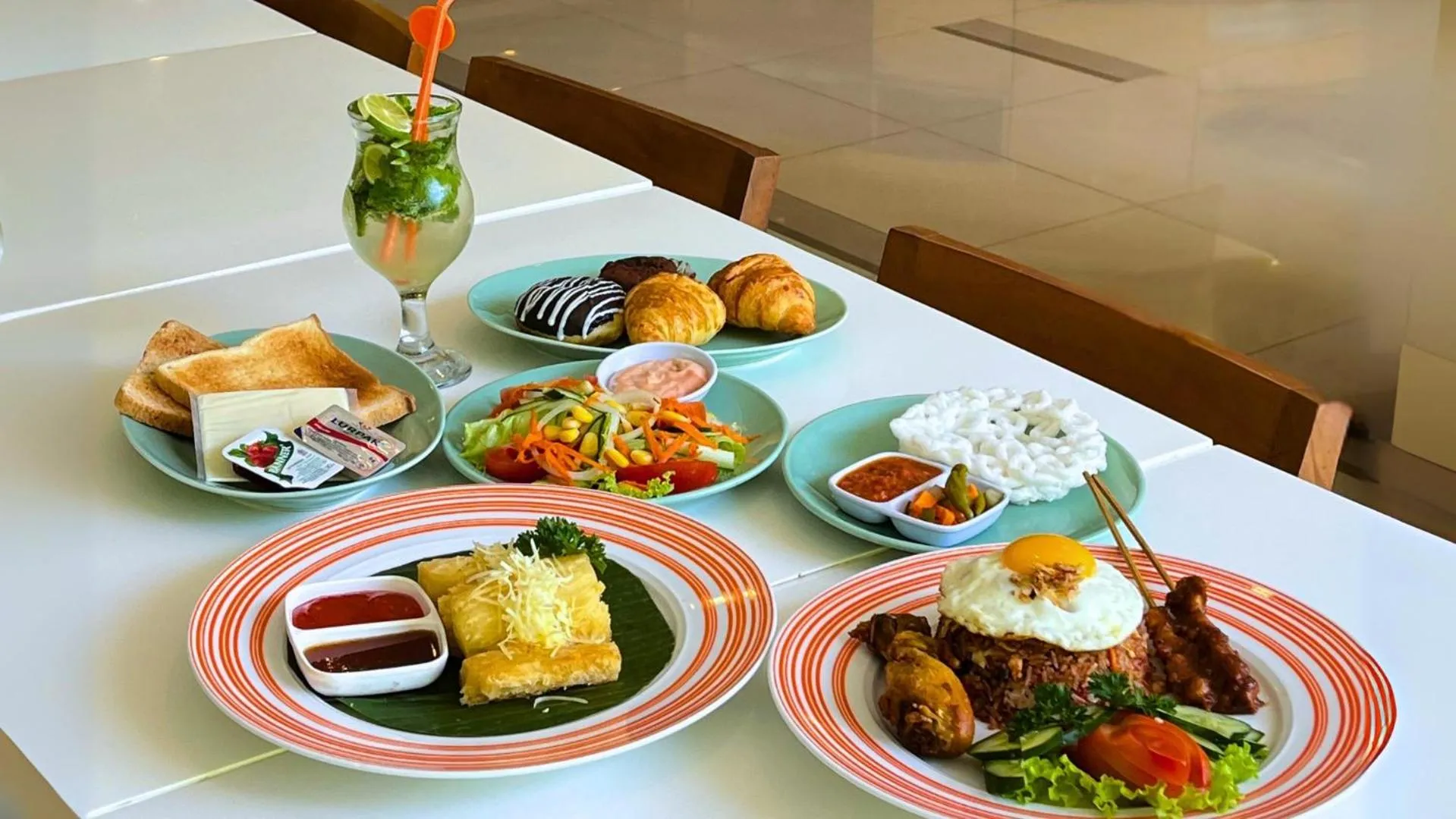 Breakfast in HARRIS Hotel Kuta Galleria - Bali