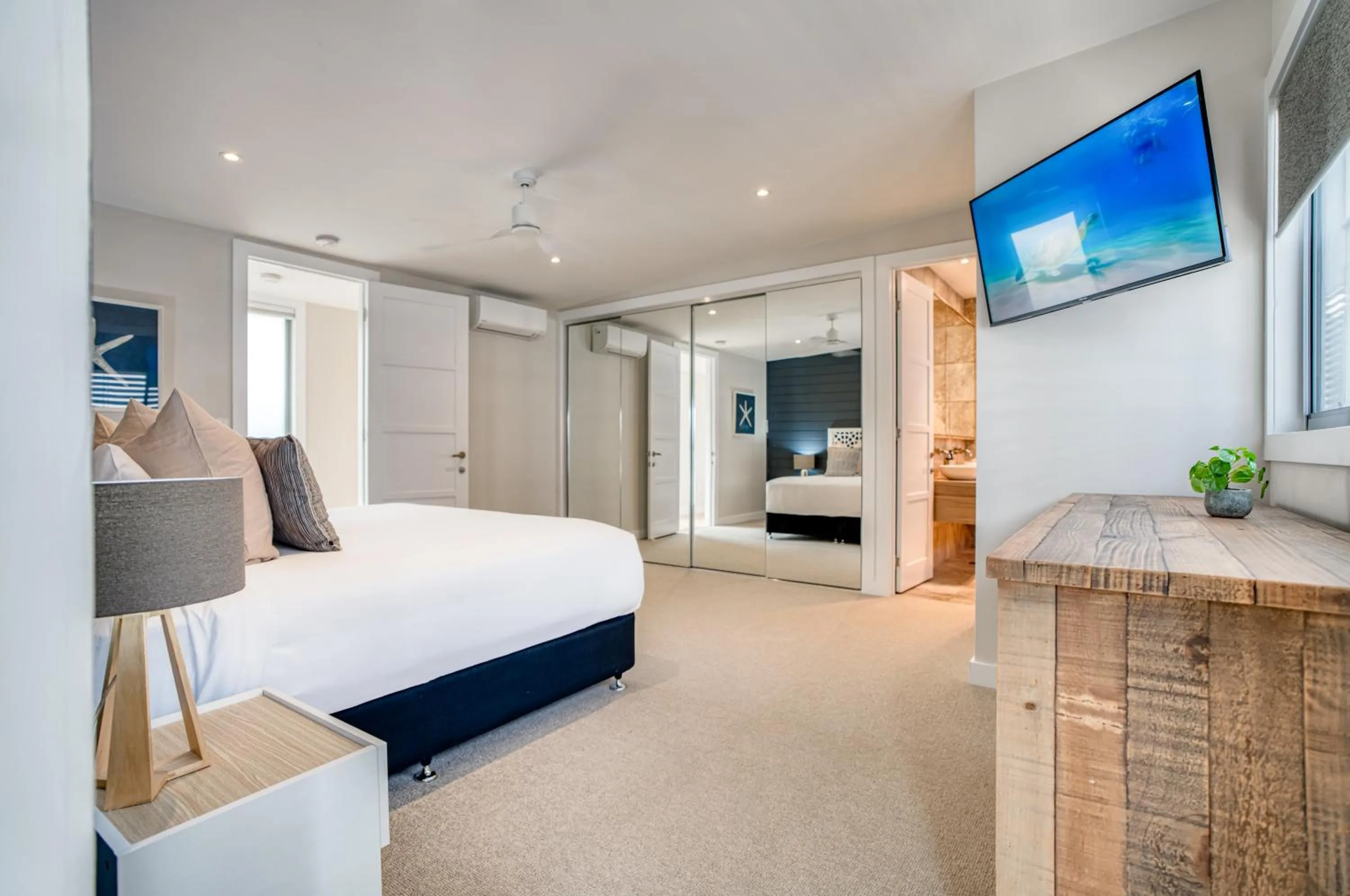 Bed in Jacaranda Noosa