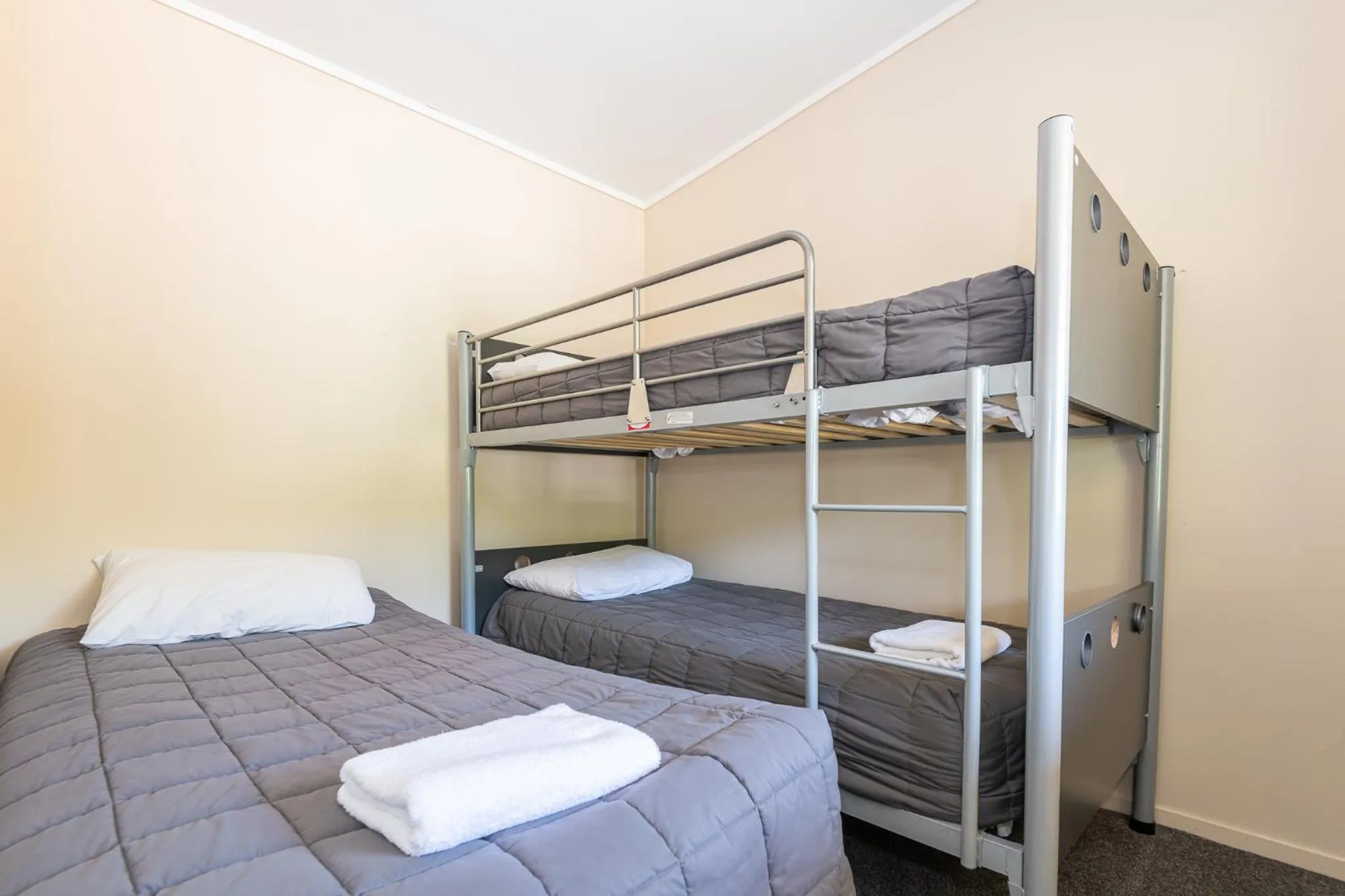 Bed in Blue Lake TOP 10 Holiday Park