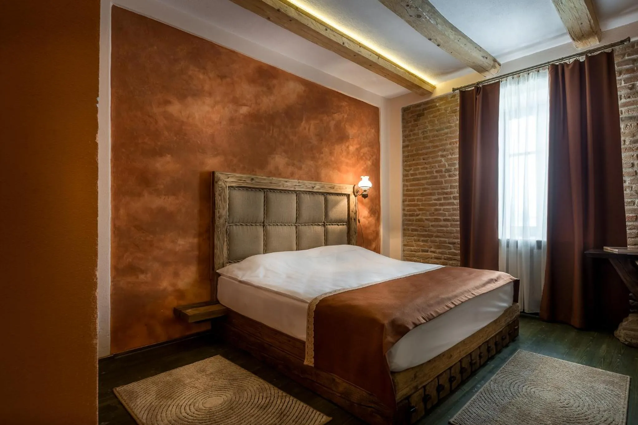 Bed in Castle Hotel Daniel