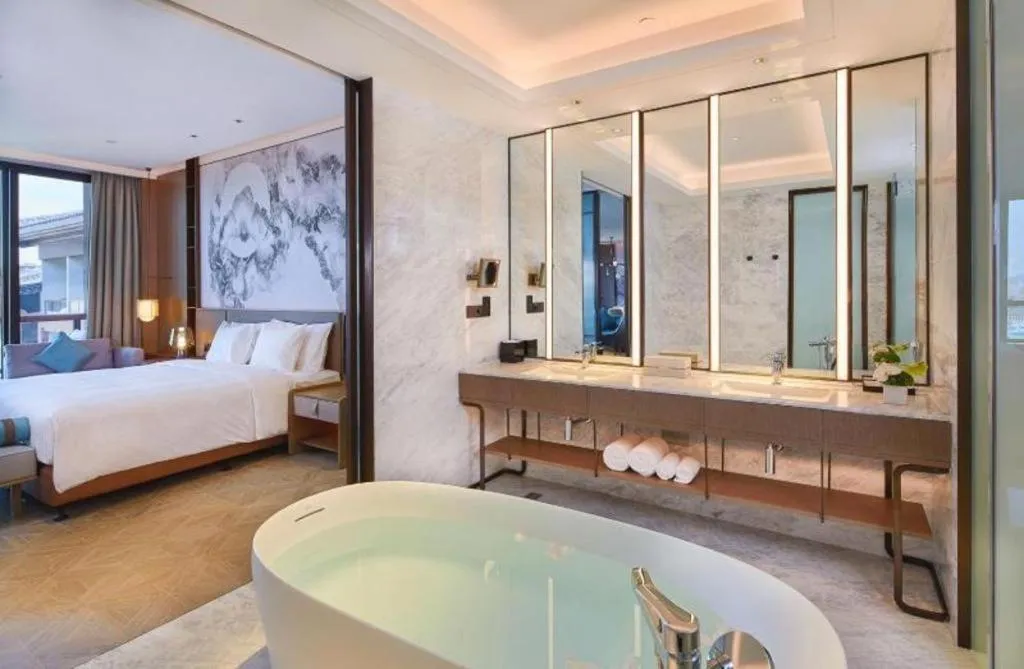 Bed in Steigenberger Hotel SUNAC Jinan