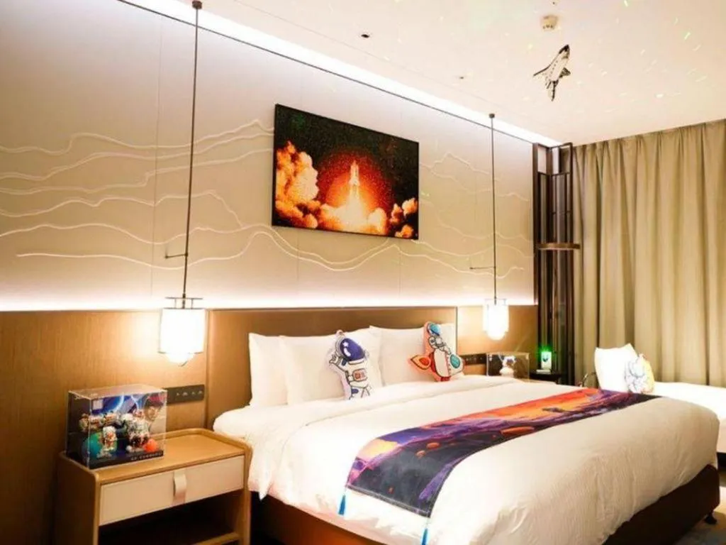 Bed in Steigenberger Hotel SUNAC Jinan