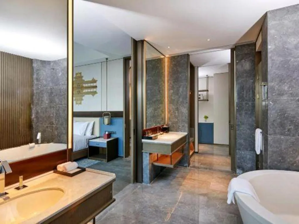 Bed in Steigenberger Hotel SUNAC Jinan