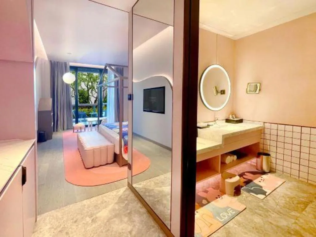 Bed in Steigenberger Hotel SUNAC Jinan