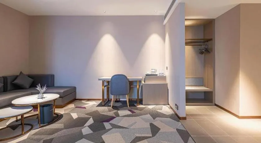 Lavande Hotel Tianjin Huayuan