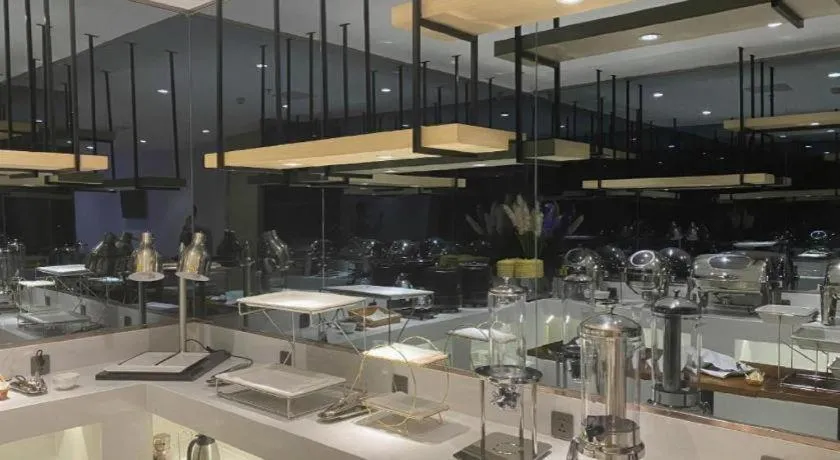 Lavande Hotel Shenyang Middle Street Walking Street Metro Station