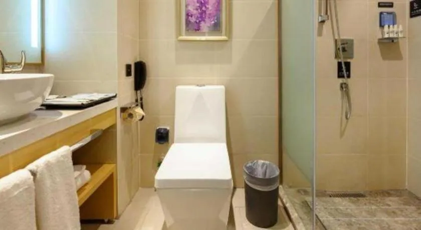 Lavande Hotel Shenyang Middle Street Walking Street Metro Station