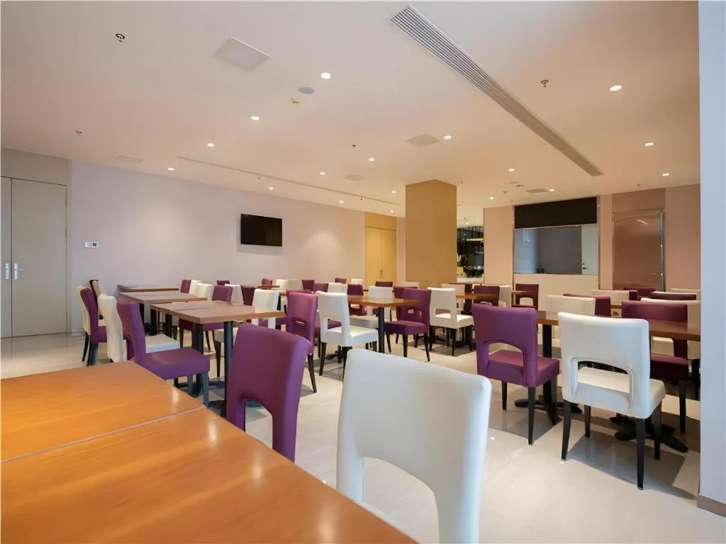 Lavande Hotel Shenyang Middle Street Walking Street Metro Station