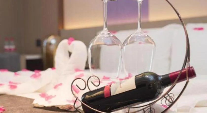 Lavande Hotel Shanghai Jing'an Shibei Gaoxin