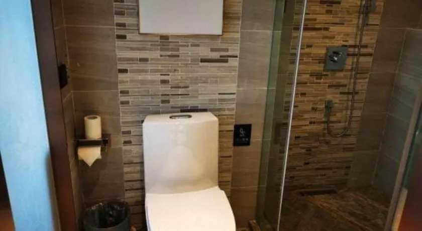 Lavande Hotel Shanghai Jing'an Shibei Gaoxin