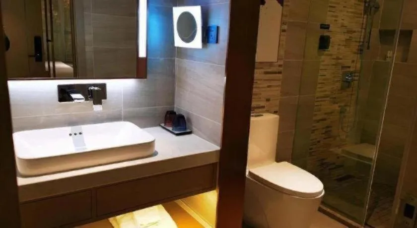 Lavande Hotel Shanghai Jing'an Shibei Gaoxin