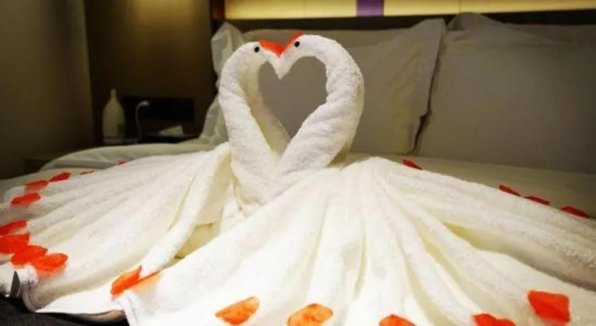 Bed in Lavande Hotel Shanghai Jing'an Shibei Gaoxin