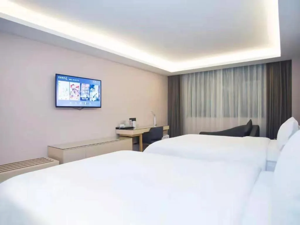 Bed in Lavande Hotel Shaoguan Bainian East Street Fengcai Building