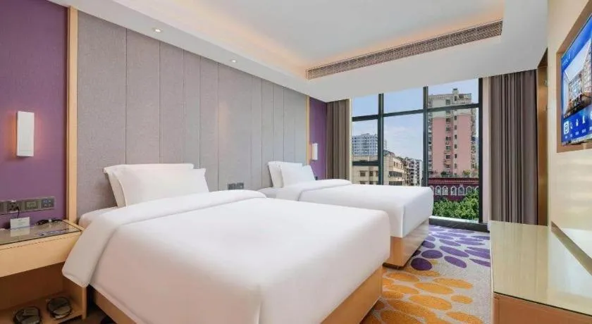 Bed in Lavande Hotel Shaoguan Bainian East Street Fengcai Building