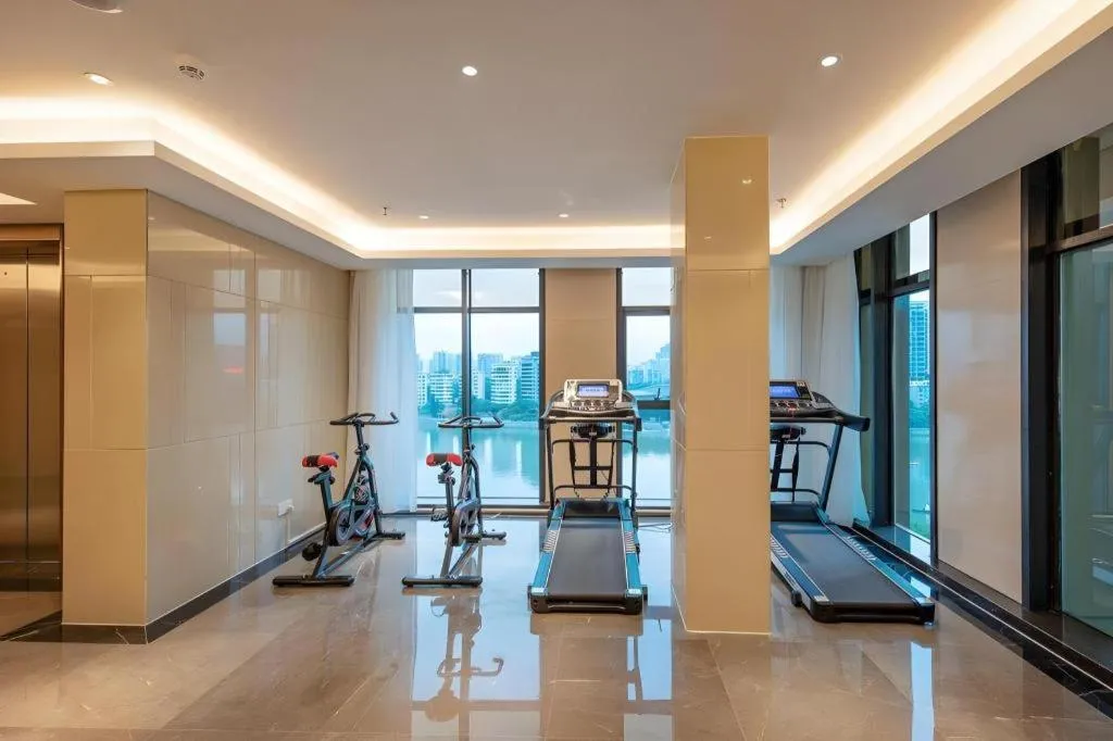 Lavande Hotel Shaoguan Bainian East Street Fengcai Building