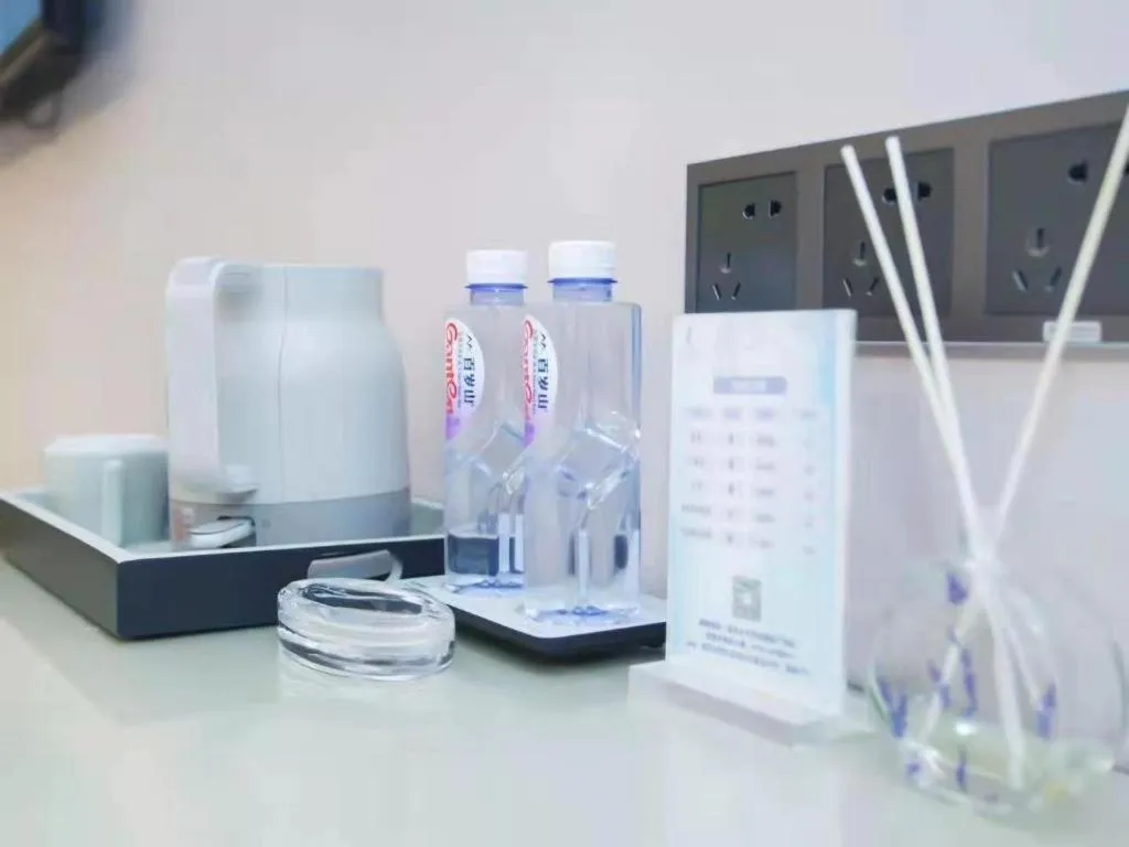 Lavande Hotel Shaoguan Bainian East Street Fengcai Building