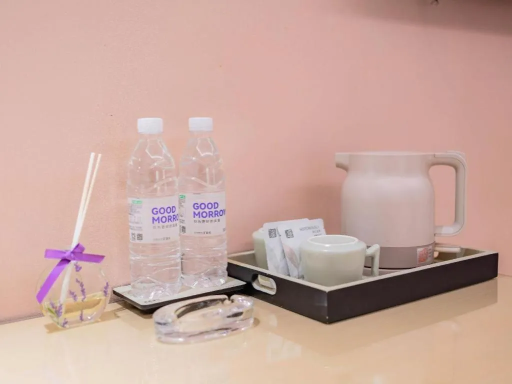 Lavande Hotel Shaoguan Bainian East Street Fengcai Building