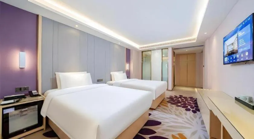 Bed in Lavande Hotel Shaoguan Bainian East Street Fengcai Building