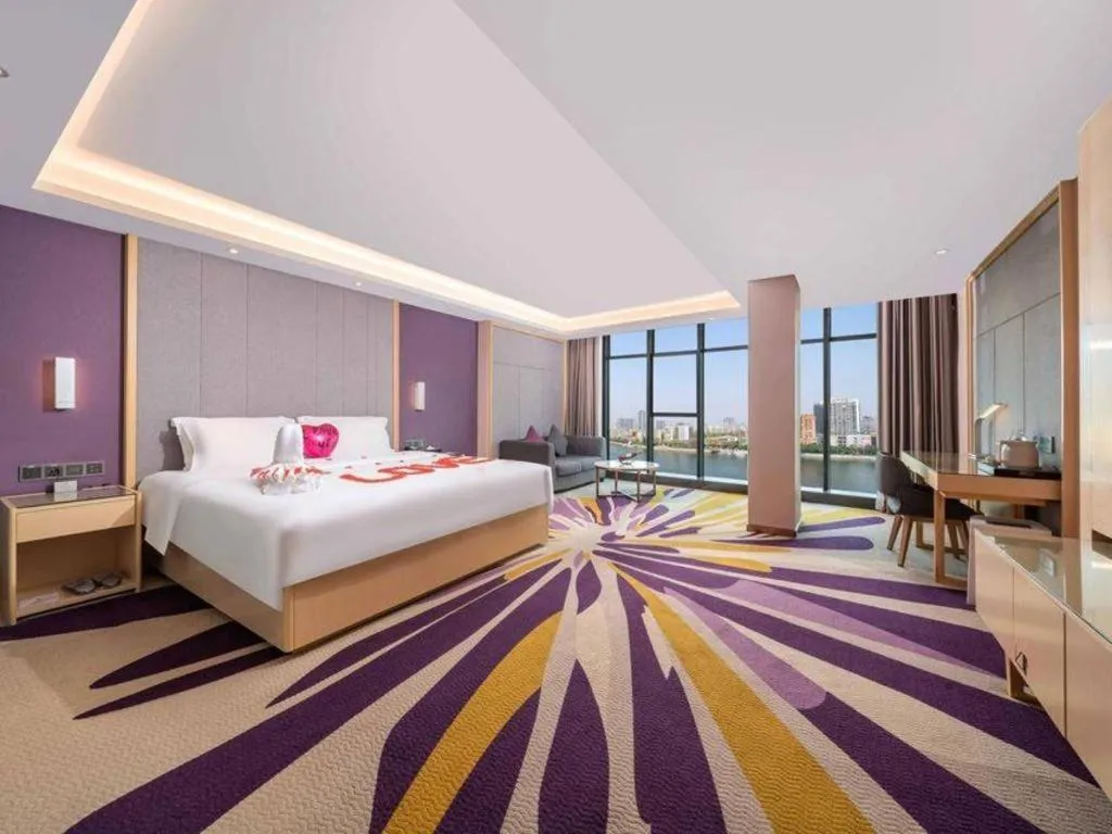 Bed in Lavande Hotel Shaoguan Bainian East Street Fengcai Building