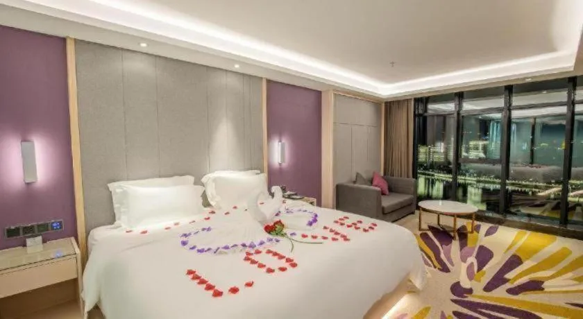 Bed in Lavande Hotel Shaoguan Bainian East Street Fengcai Building