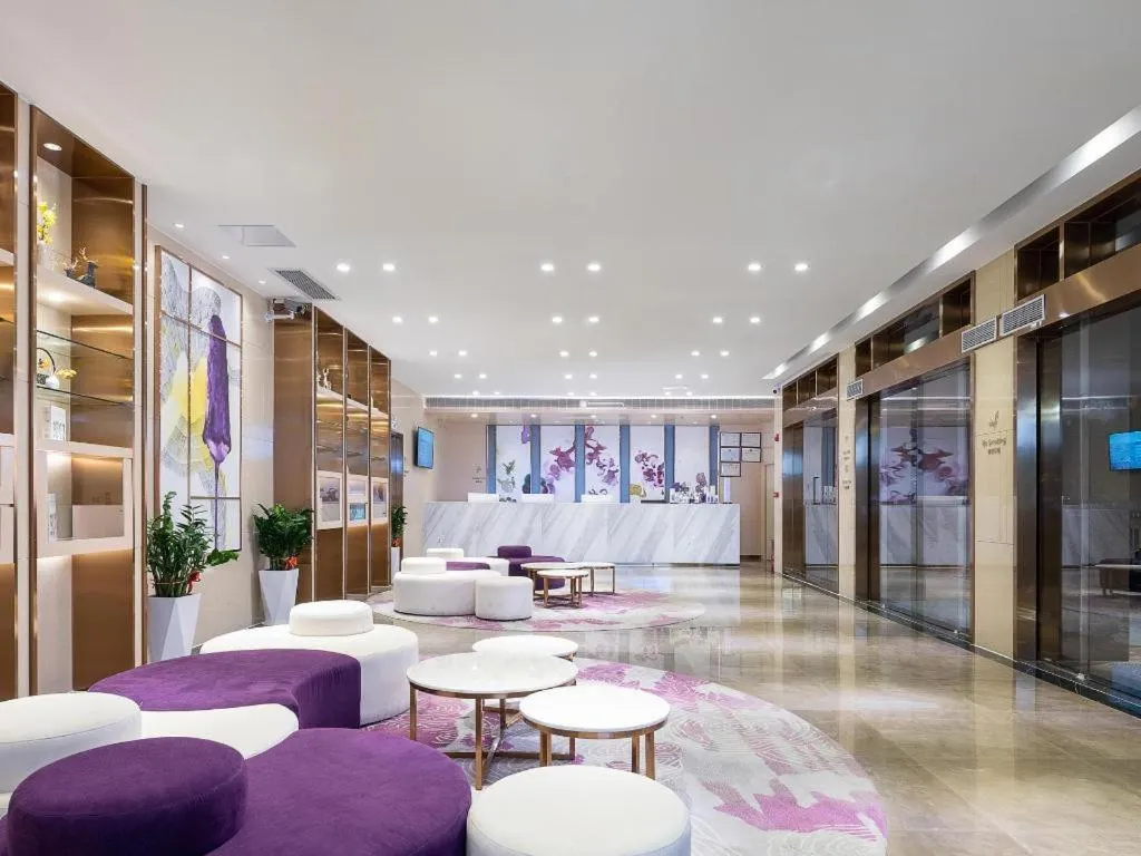 Lavande Hotel Shaoguan Bainian East Street Fengcai Building