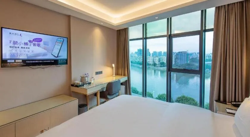 Bed in Lavande Hotel Shaoguan Bainian East Street Fengcai Building