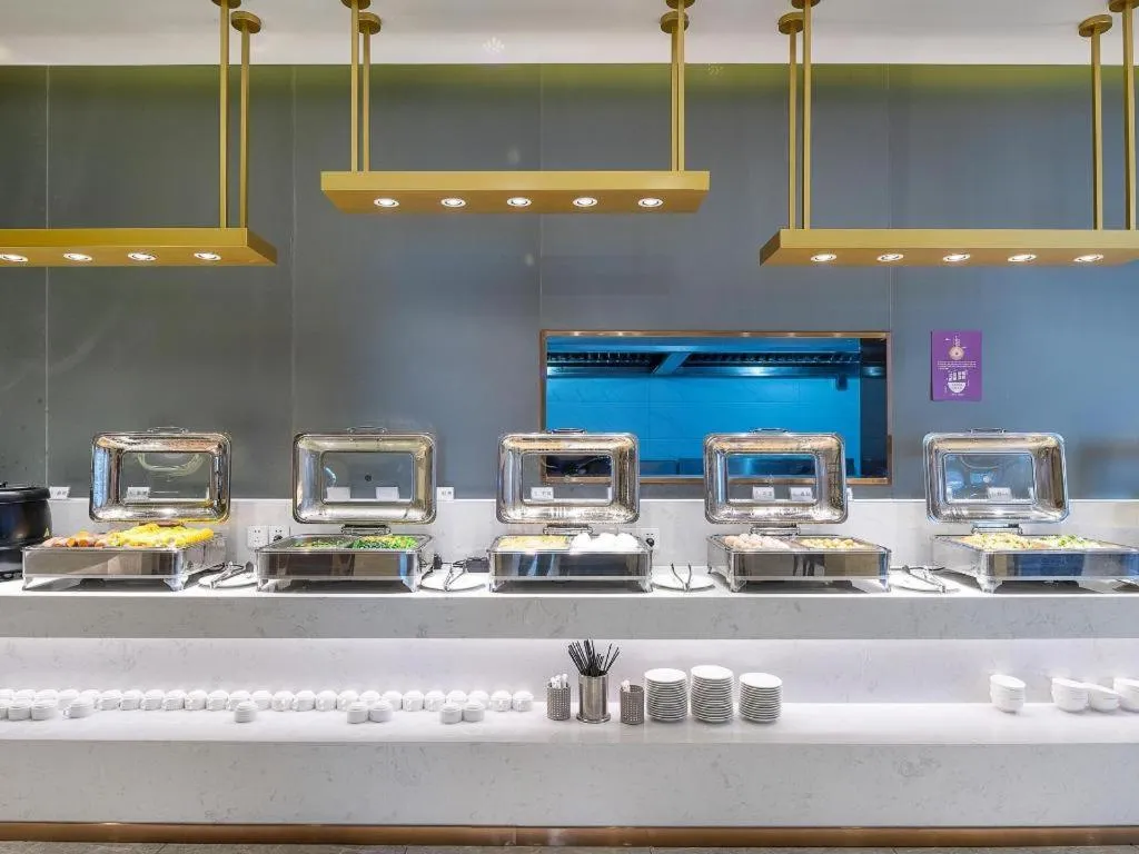 Lavande Hotel Shaoguan Bainian East Street Fengcai Building