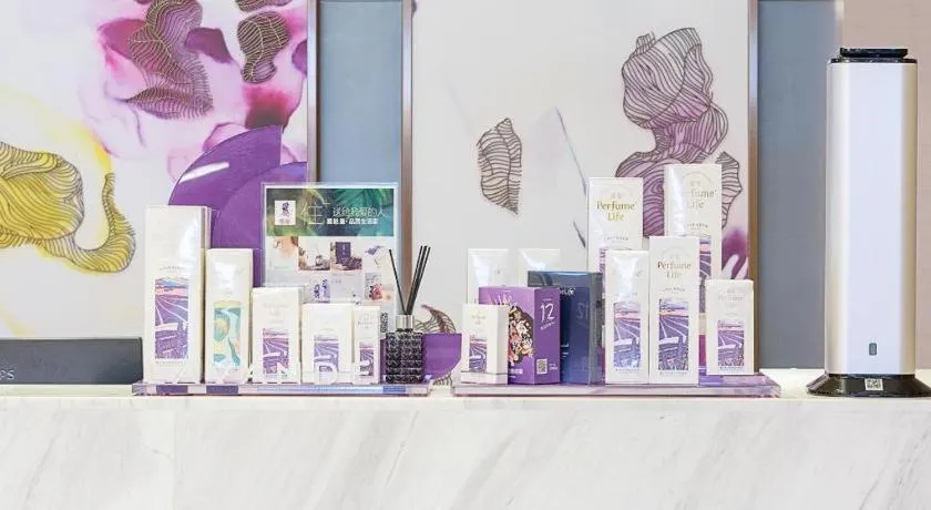 Lavande Hotel Shaoguan Bainian East Street Fengcai Building