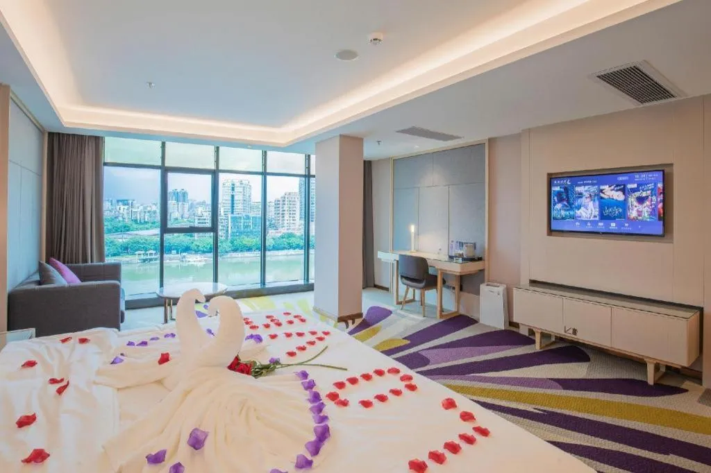 Bed in Lavande Hotel Shaoguan Bainian East Street Fengcai Building