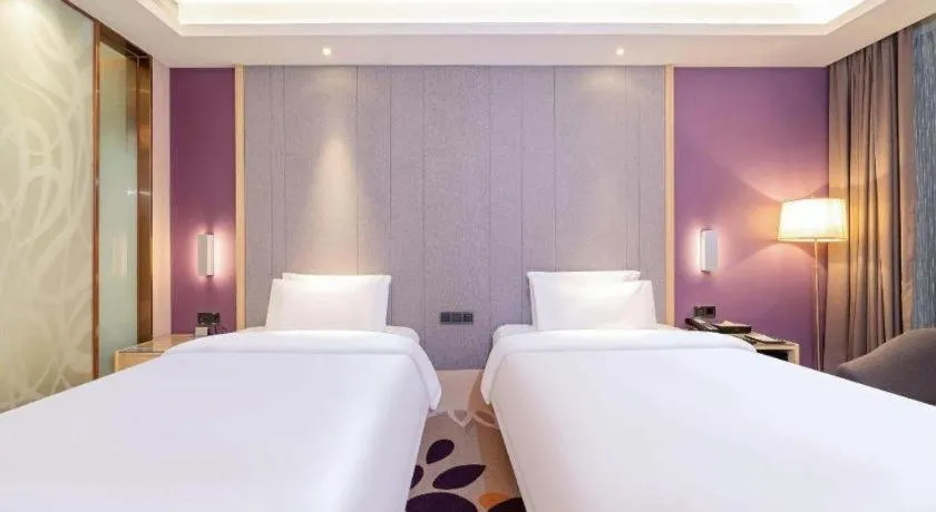 Bed in Lavande Hotel Shaoguan Bainian East Street Fengcai Building