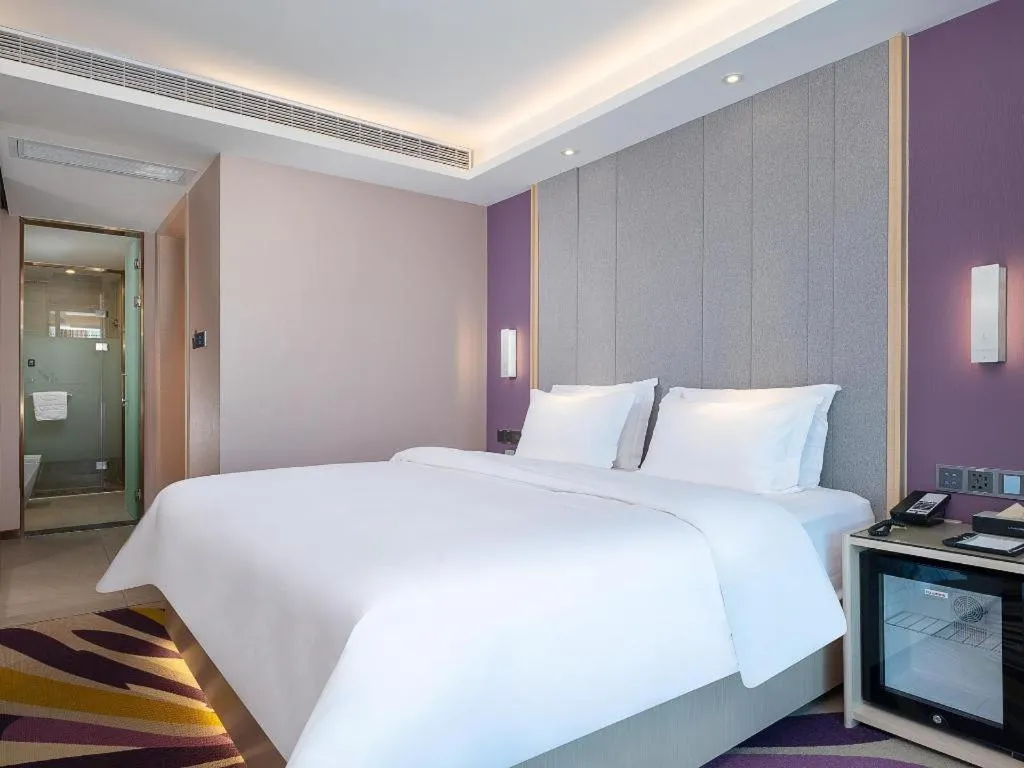 Bed in Lavande Hotel Shaoguan Bainian East Street Fengcai Building