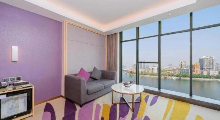 Lavande Hotel Shaoguan Bainian East Street Fengcai Building