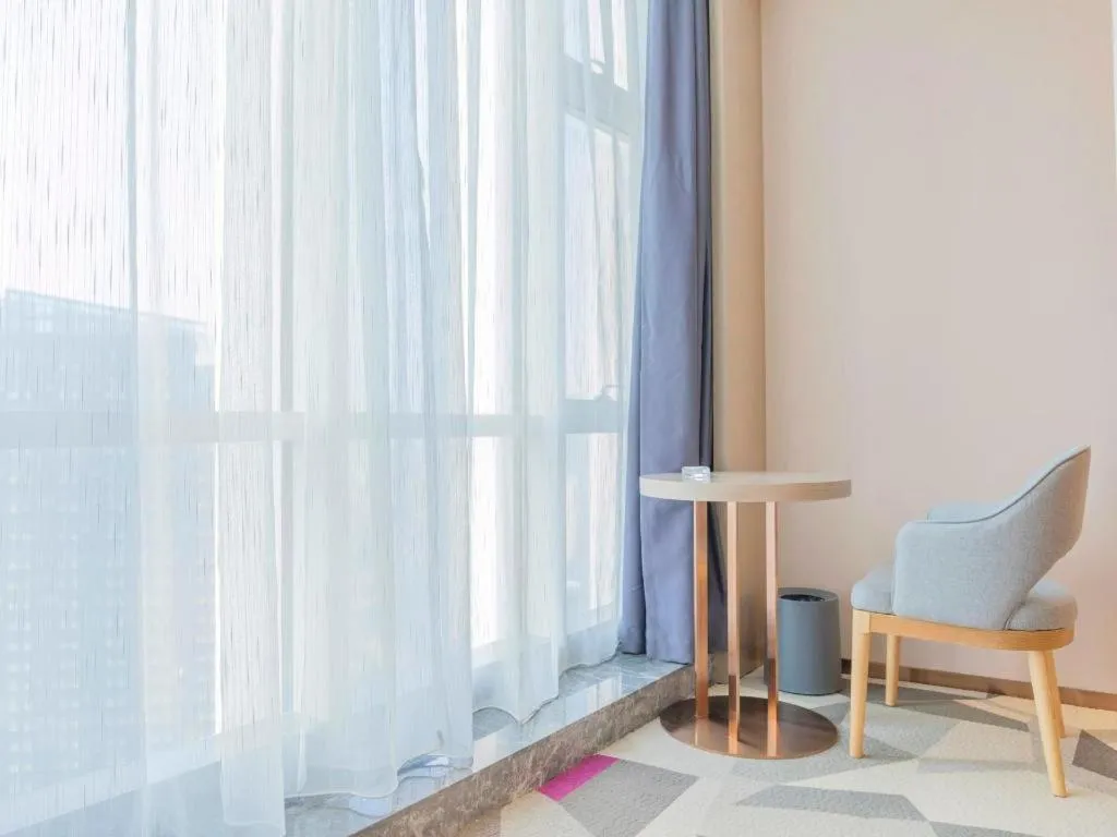 Lavande Hotel Nanchang Aixihu Shida