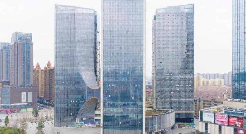 Lavande Hotel Nanchang Aixihu Shida