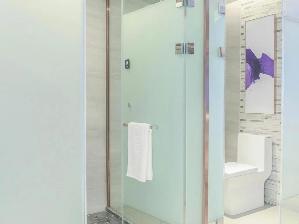 Lavande Hotel Nanchang Aixihu Shida