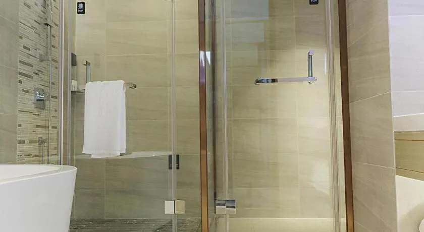 Lavande Hotel Nanchang Aixihu Shida