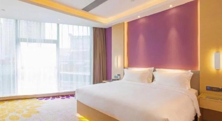 Bed in Lavande Hotel Dongguan Shijie Jiarong Shopping Plaza Liuhua Metro Station