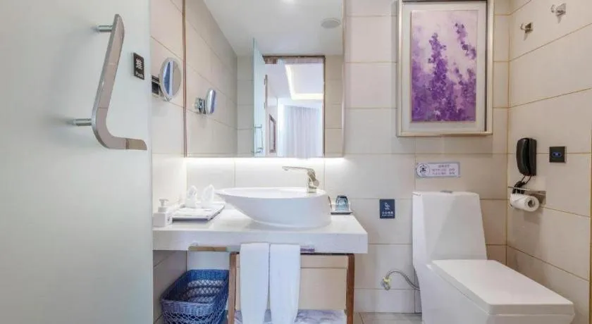 Lavande Hotel Dongguan Shijie Jiarong Shopping Plaza Liuhua Metro Station