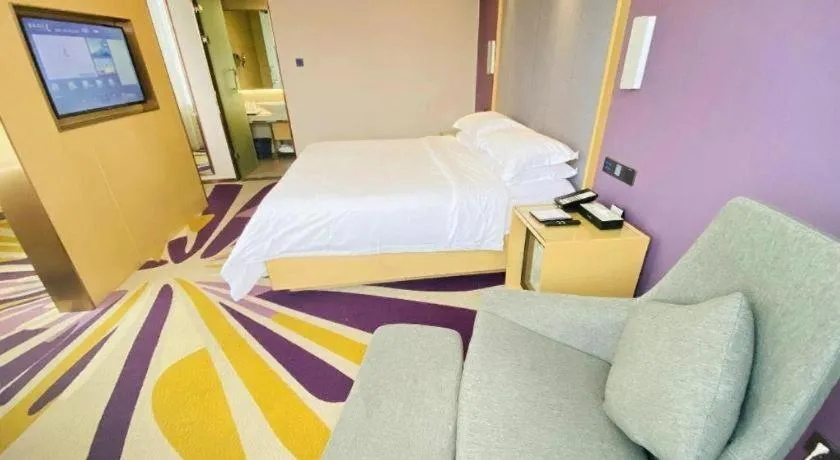 Bed in Lavande Hotel Dongguan Shijie Jiarong Shopping Plaza Liuhua Metro Station