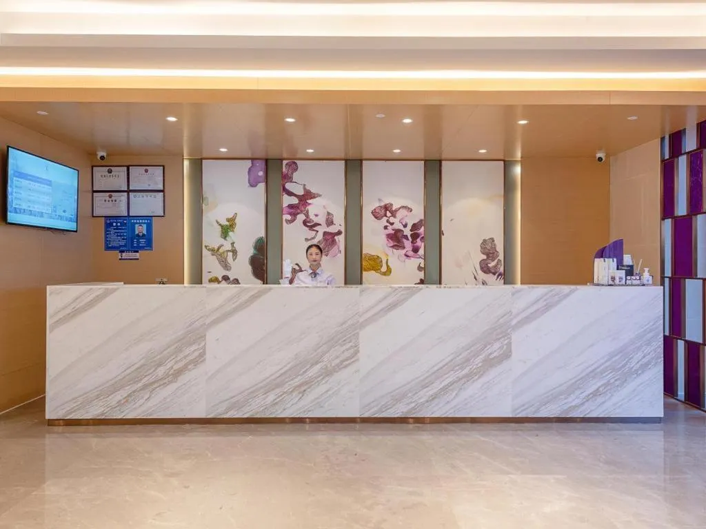 Lavande Hotel Dongguan Shijie Jiarong Shopping Plaza Liuhua Metro Station