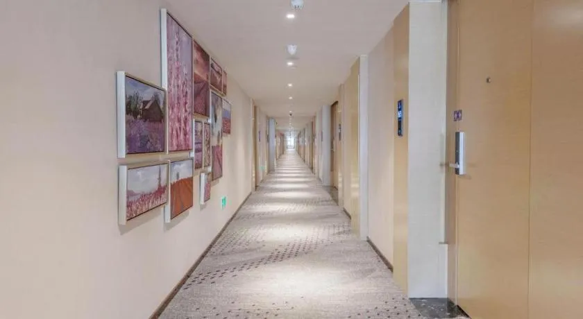Lavande Hotel Dongguan Shijie Jiarong Shopping Plaza Liuhua Metro Station