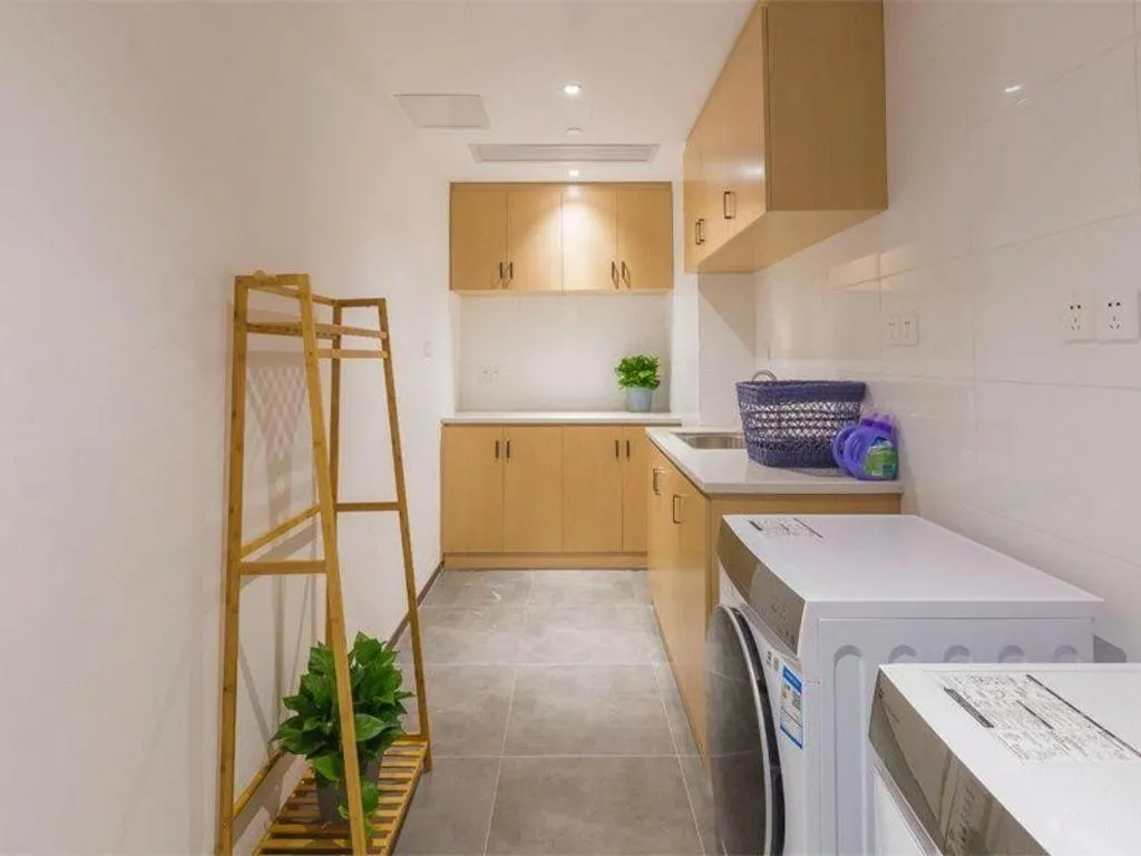 Lavande Hotel Dongguan Shijie Jiarong Shopping Plaza Liuhua Metro Station