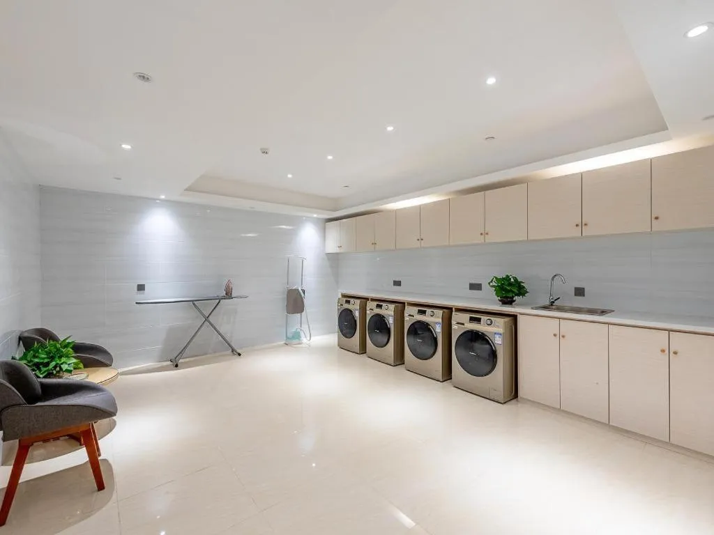 Lavande Hotel Dongguan Shijie Jiarong Shopping Plaza Liuhua Metro Station