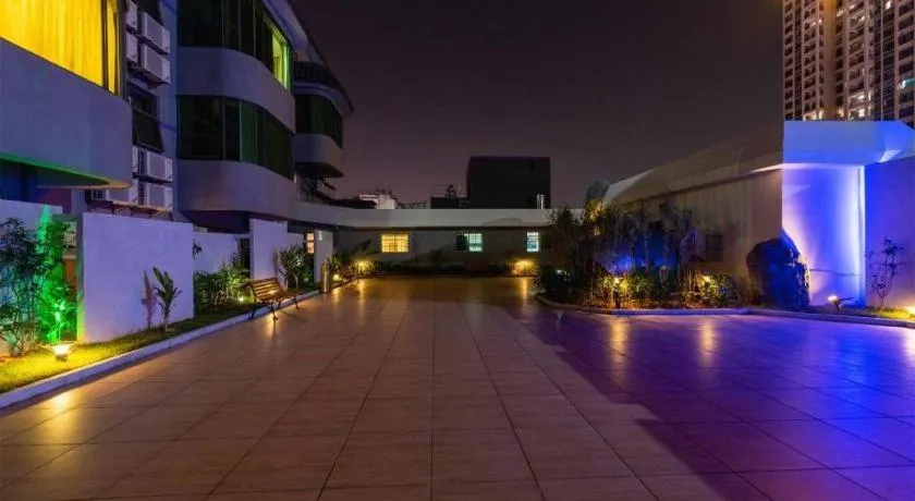 Lavande Hotel Dongguan Shijie Jiarong Shopping Plaza Liuhua Metro Station