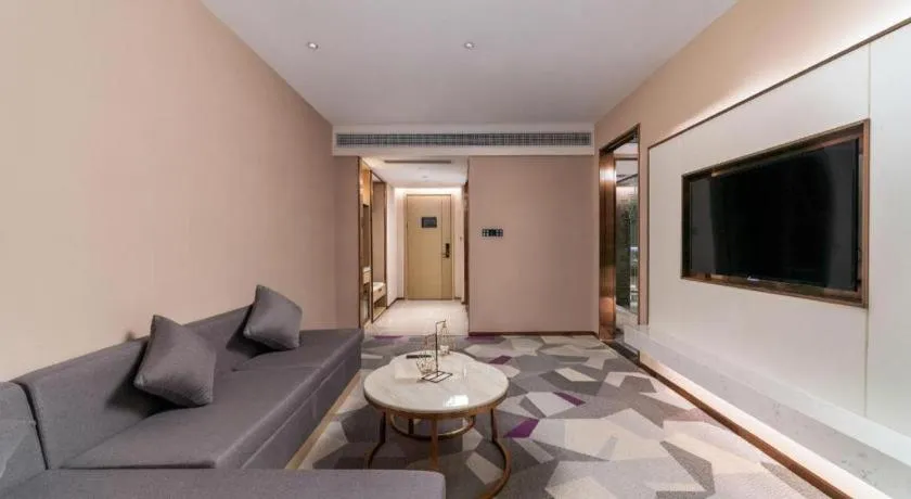 Lavande Hotel Chaozhou Fortune Center Lin Street